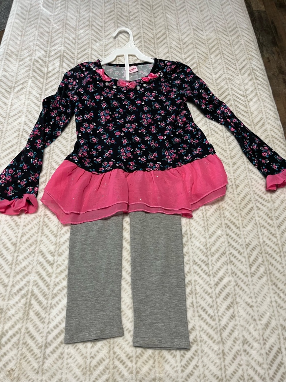 2- Nannette piece set Girls Floral Tunic Top with Pink Ruffle 6